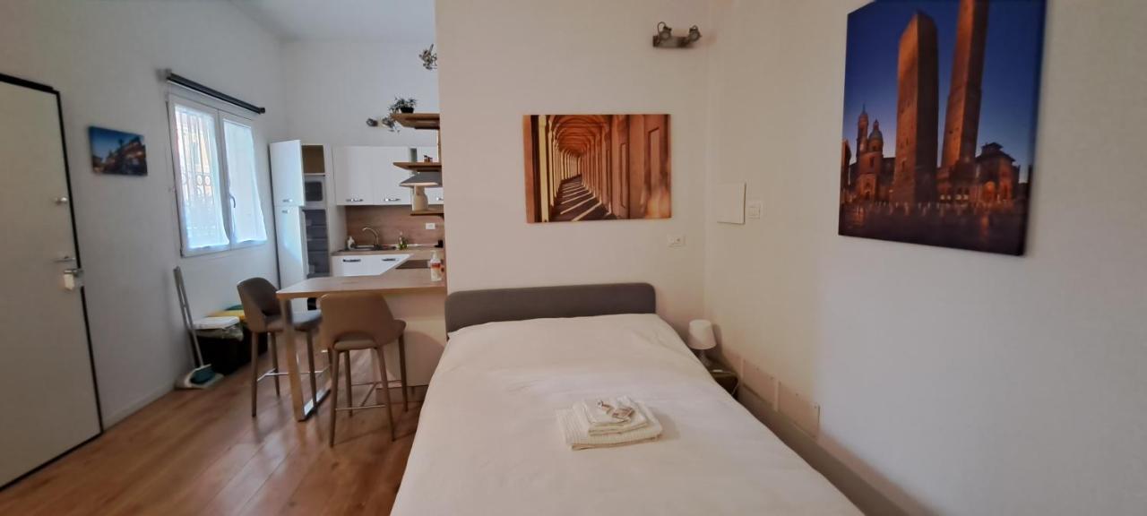 Piazza La Veneta New Very Close To The Center University And Hsorsola Bologna Buitenkant foto
